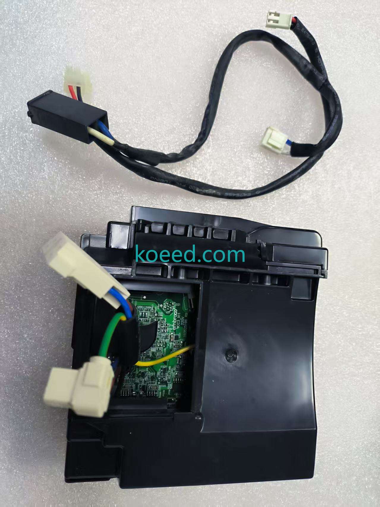 VCC3 2456 14f 76 - Product View